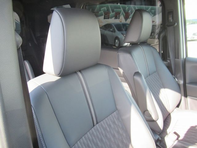 TOYOTA NOAH 2024 Image 31