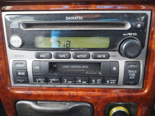 DAIHATSU MIRA GINO 2003 Image 31