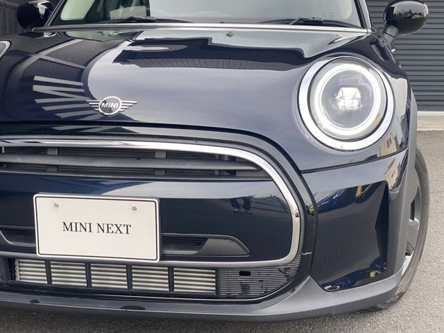 BMW MINI COOPER 5DOOR 2022 Image 31