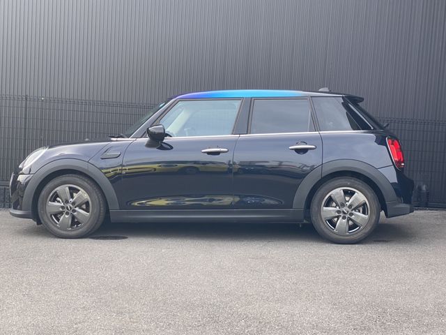 BMW MINI COOPER 5DOOR 2022 Image 31