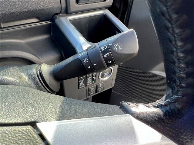 TOYOTA PIXIS MEGA 2021 Image 31