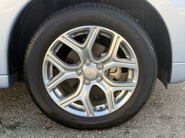 MITSUBISHI OUTLANDER PHEV 2013 Image 31