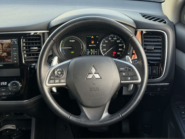 MITSUBISHI OUTLANDER PHEV 2013 Image 31