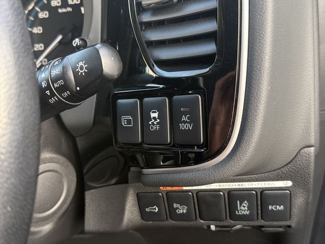 MITSUBISHI OUTLANDER PHEV 2013 Image 31