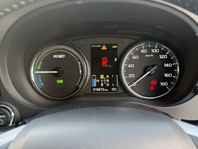 MITSUBISHI OUTLANDER PHEV 2013 Image 31