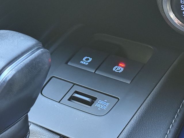 TOYOTA HARRIER 4WD 2021 Image 31