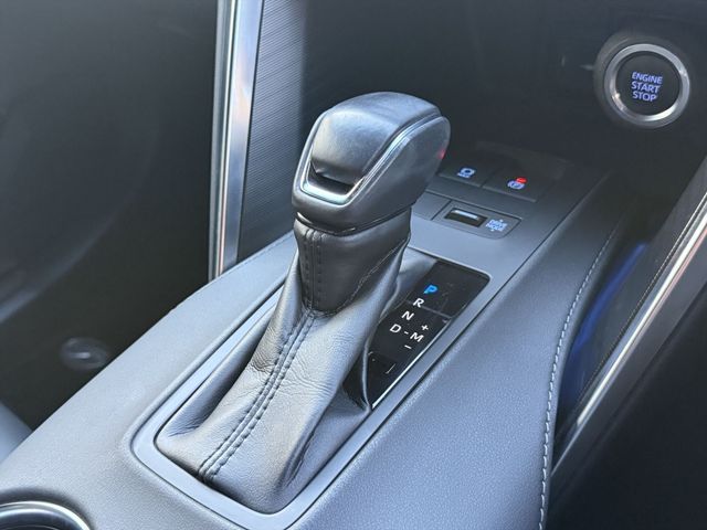 TOYOTA HARRIER 4WD 2021 Image 31