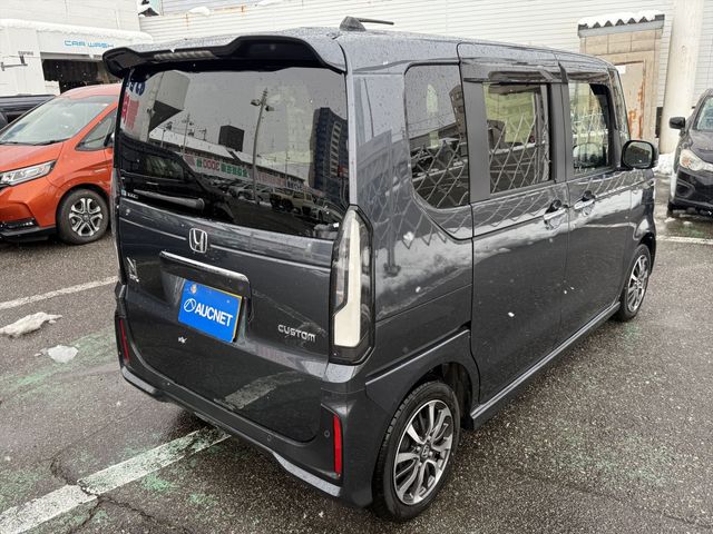 HONDA N BOX CUSTOM 2023 Image 31