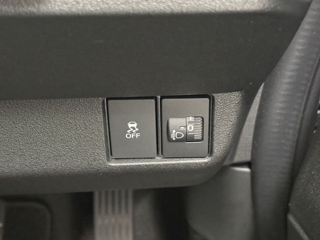 HONDA N BOX CUSTOM 2023 Image 31