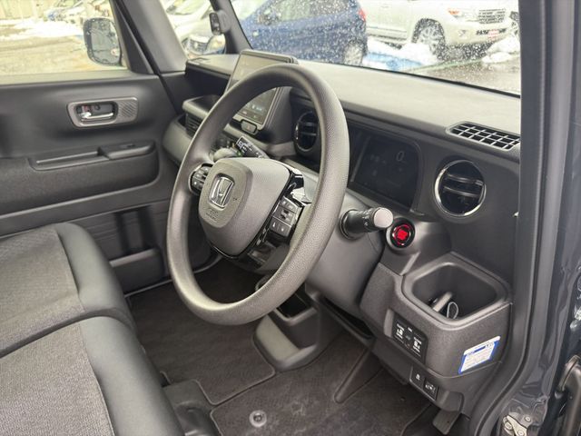 HONDA N BOX CUSTOM 2023 Image 31