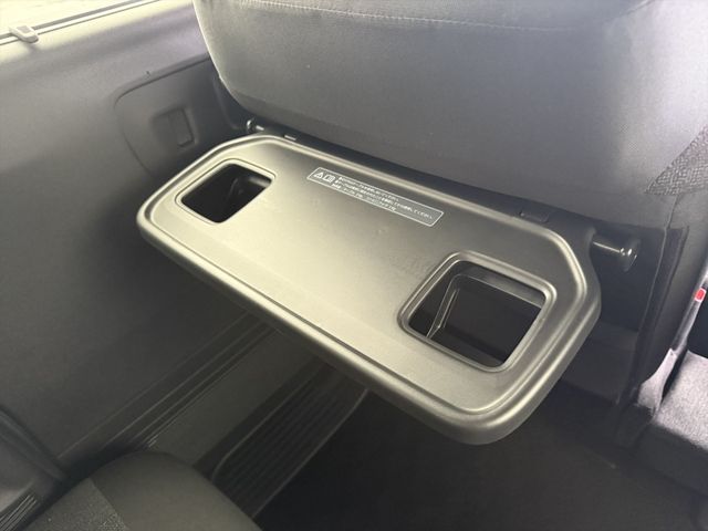 HONDA N BOX CUSTOM 2023 Image 31