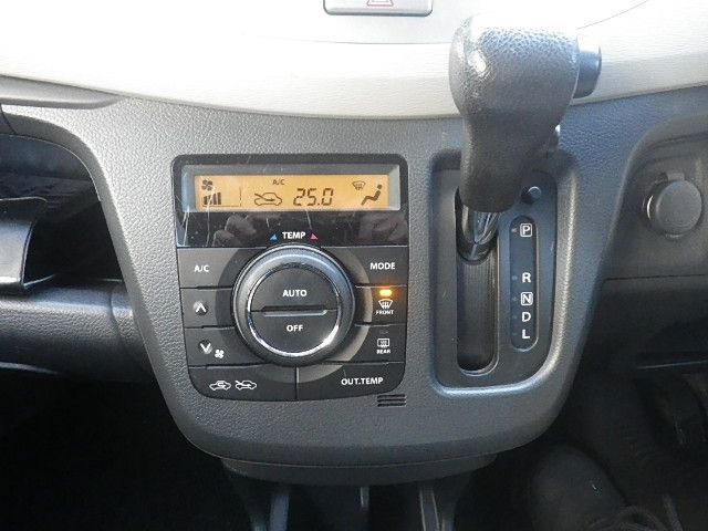 SUZUKI WAGON R 2015 Image 31