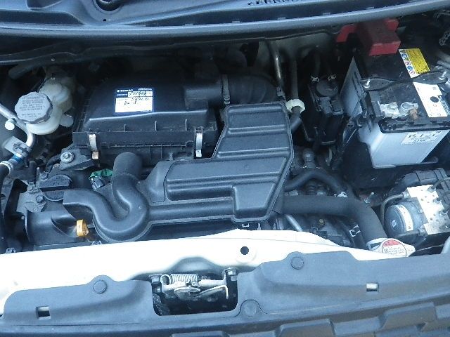 SUZUKI WAGON R 2015 Image 31