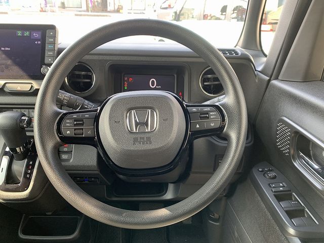 HONDA N BOX CUSTOM 2023 Image 31