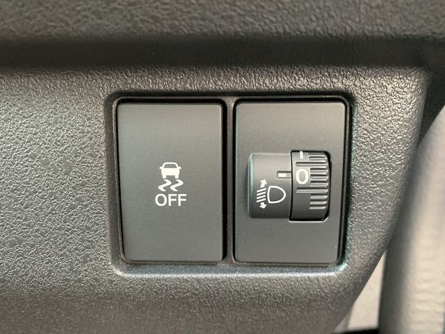 HONDA N BOX CUSTOM 2023 Image 31