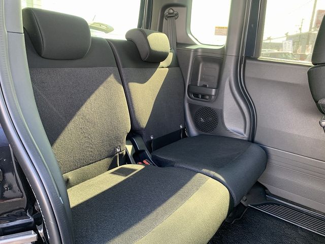 HONDA N BOX CUSTOM 2023 Image 31