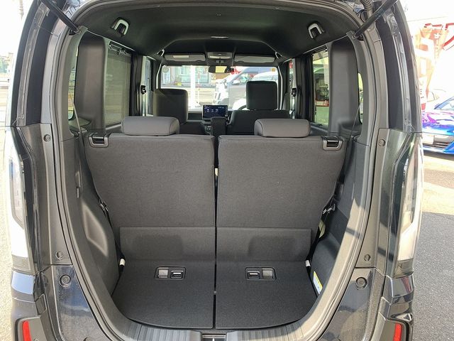 HONDA N BOX CUSTOM 2023 Image 31