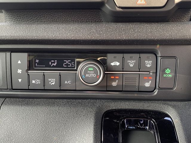 HONDA N BOX CUSTOM 2023 Image 31