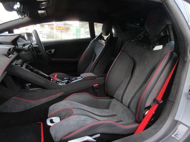 LAMBORGHINI HURACAN 2024 Image 31