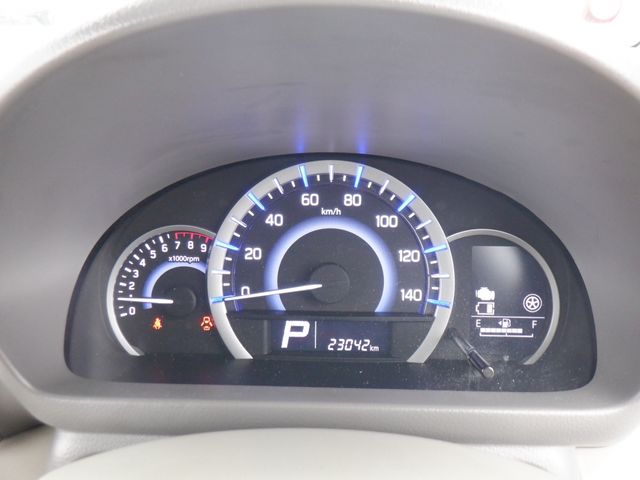 SUZUKI SPACIA 2016 Image 31