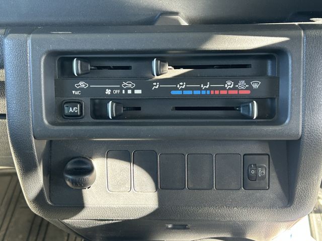 DAIHATSU HIJET TRUCK 2017 Image 31