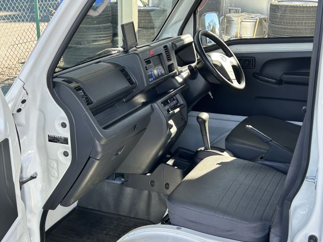 DAIHATSU HIJET TRUCK 2017 Image 31