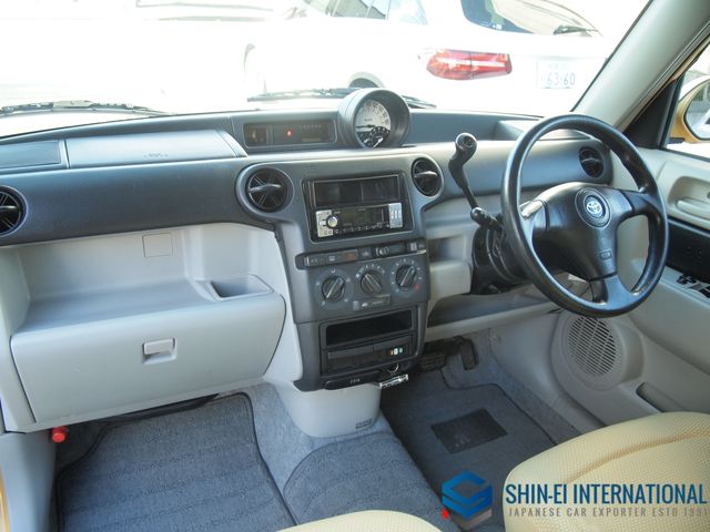 TOYOTA BB OPENDECK 2001 Image 31