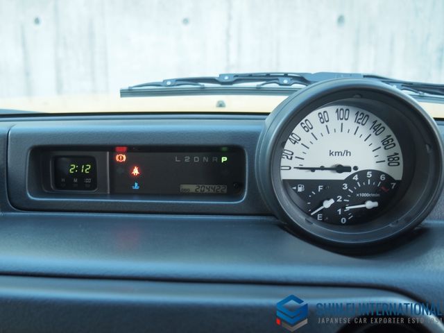 TOYOTA BB OPENDECK 2001 Image 31