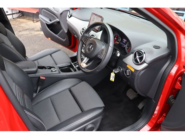 MERCEDES BENZ B CLAS 2018 Image 31