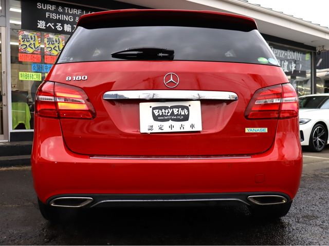 MERCEDES BENZ B CLAS 2018 Image 31