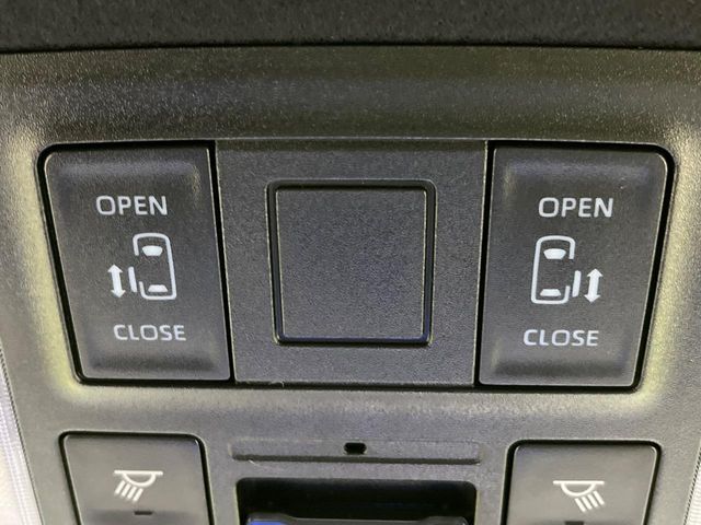 TOYOTA VOXY 4WD 2025 Image 31