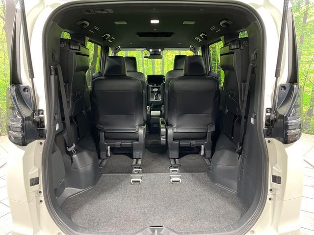 TOYOTA VOXY 4WD 2025 Image 31