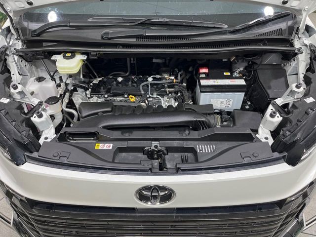 TOYOTA VOXY 4WD 2025 Image 31