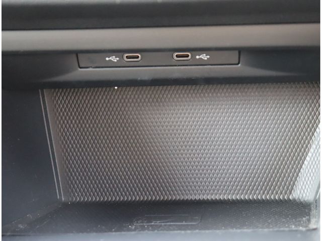 VOLKSWAGEN GOLF 2022 Image 31