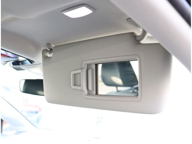 VOLKSWAGEN GOLF 2022 Image 31