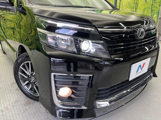 TOYOTA VOXY 2014 Image 31