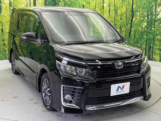 TOYOTA VOXY 2014 Image 31