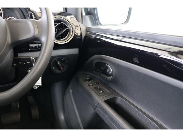 VOLKSWAGEN UP! 2014 Image 31