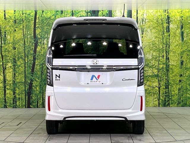 HONDA N BOX 2018 Image 31