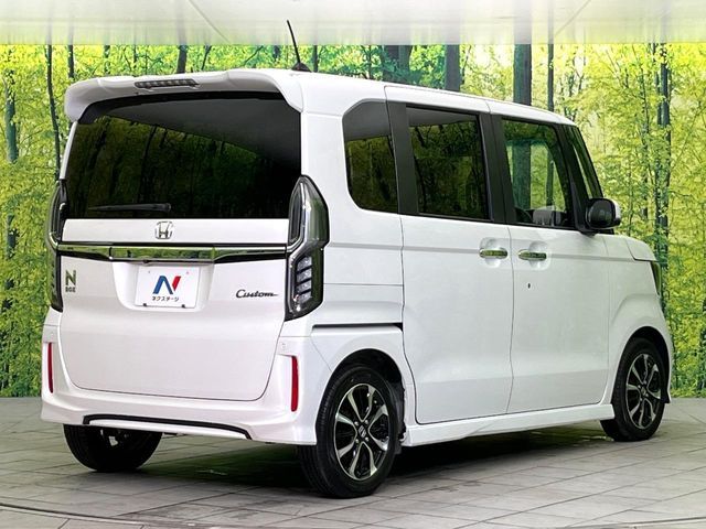 HONDA N BOX 2018 Image 31
