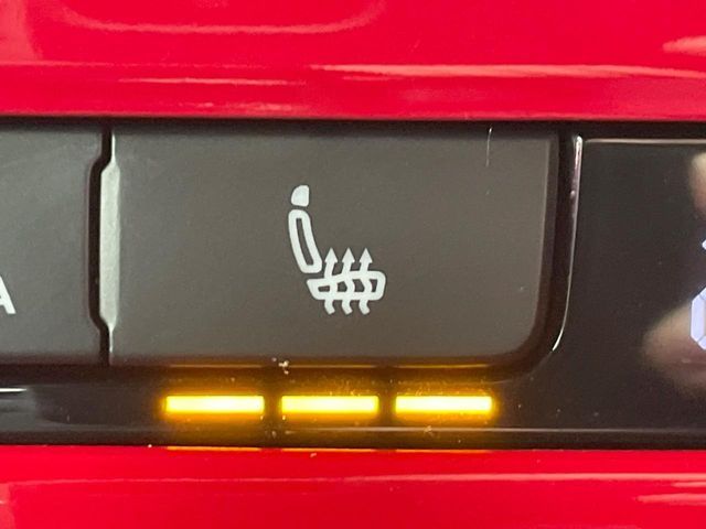 VOLKSWAGEN THE BEETL 2015 Image 31