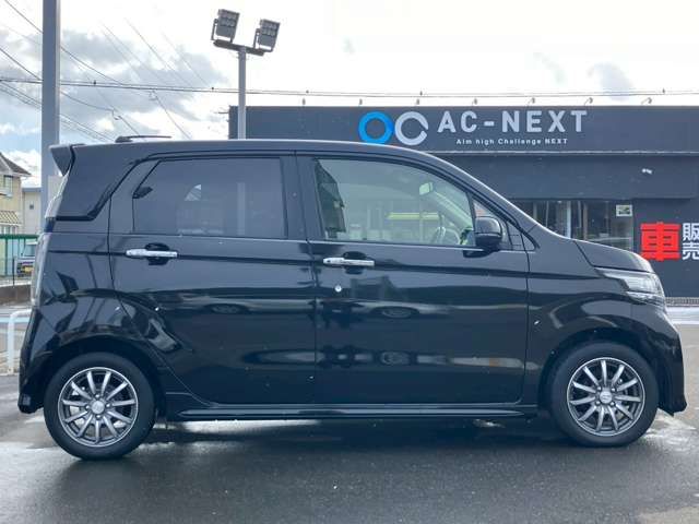 HONDA N-WGN CUSTOM 2015 Image 31