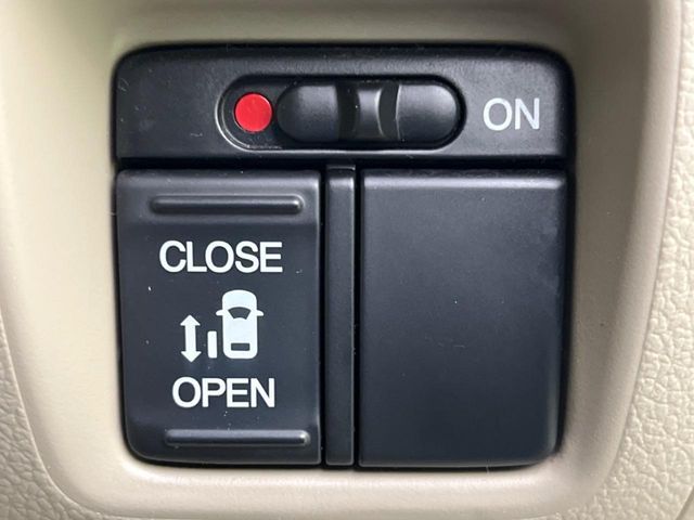 HONDA N BOX 2013 Image 31