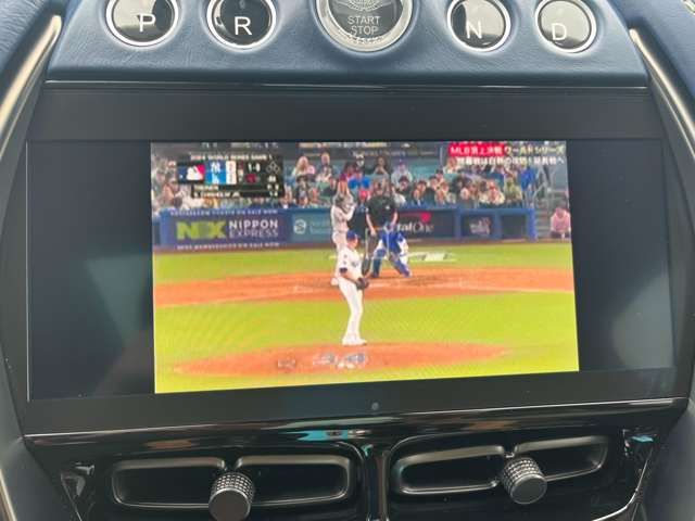 ASTON MARTIN SUV 2021 Image 31