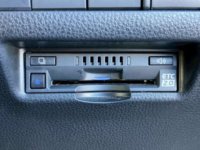 TOYOTA HARRIER HYBRID 2021 Image 31