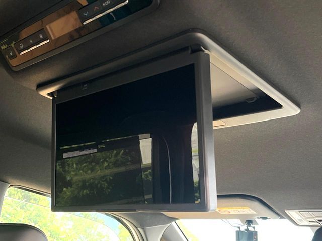 TOYOTA NOAH HYBRID 2023 Image 31