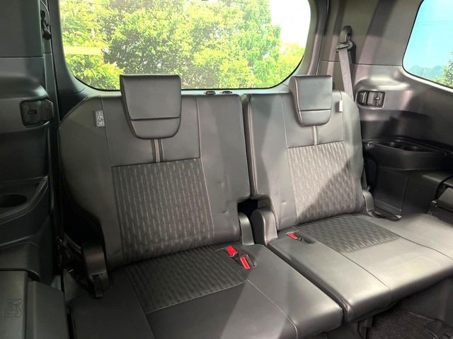 TOYOTA NOAH HYBRID 2023 Image 31