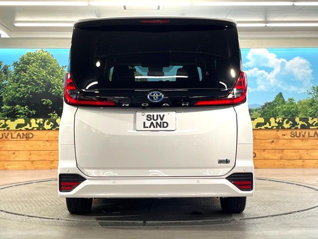 TOYOTA NOAH HYBRID 2023 Image 31