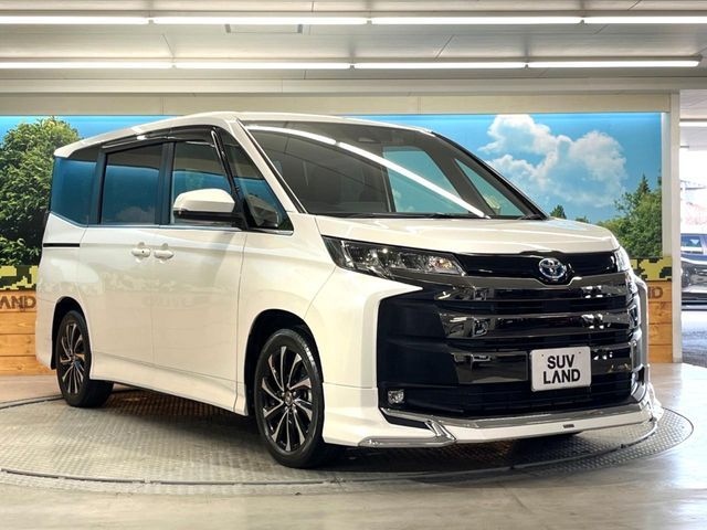 TOYOTA NOAH HYBRID 2023 Image 31