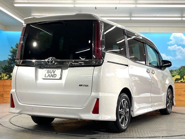 TOYOTA NOAH 2021 Image 31